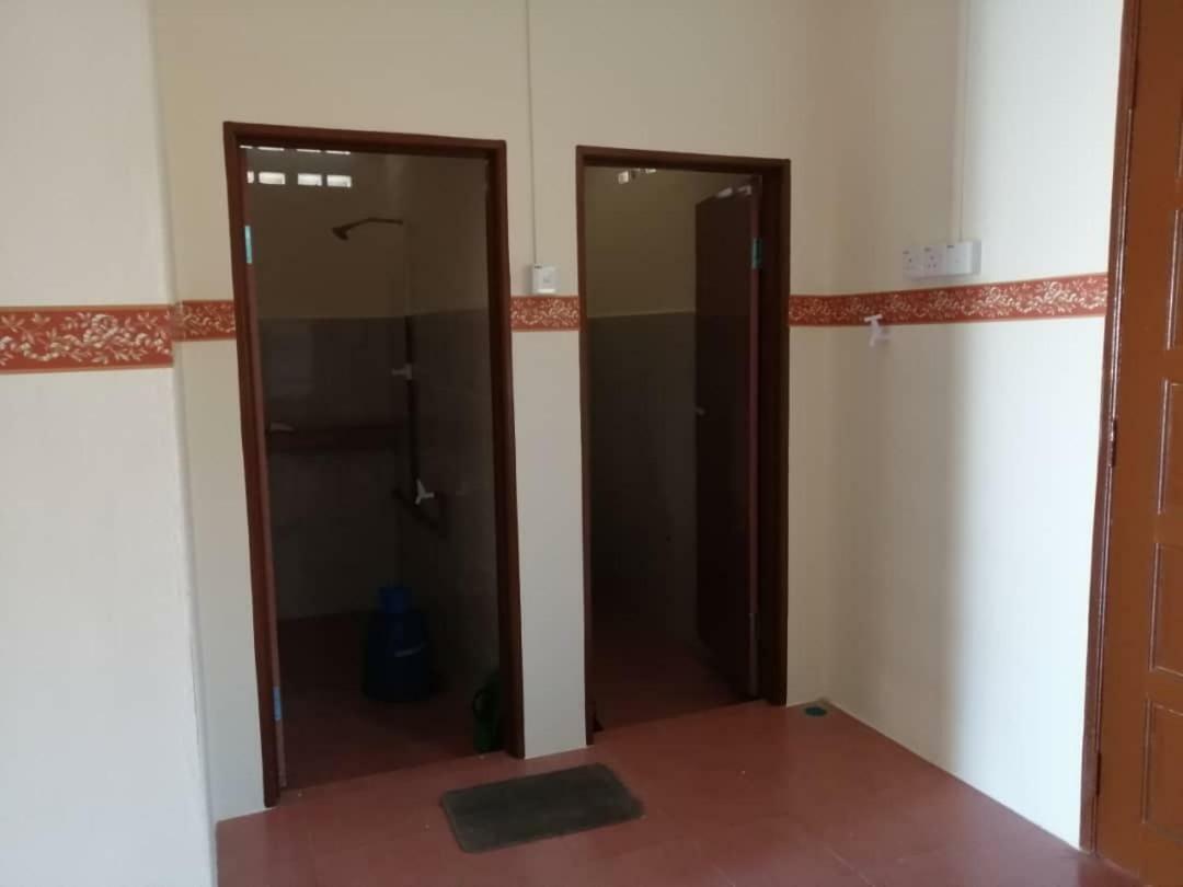 Homestay Ibu Пекан Екстер'єр фото