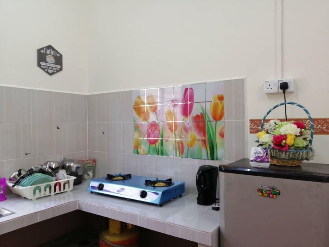 Homestay Ibu Пекан Екстер'єр фото